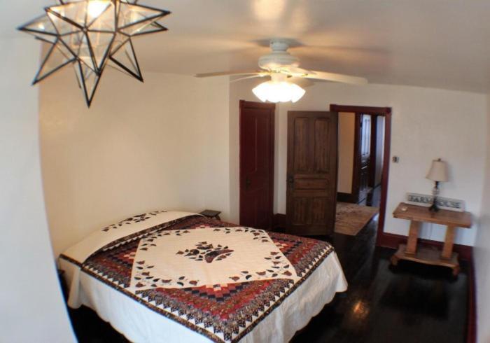 Bed and Breakfast Stone Hollow Farms à Mercersburg Extérieur photo